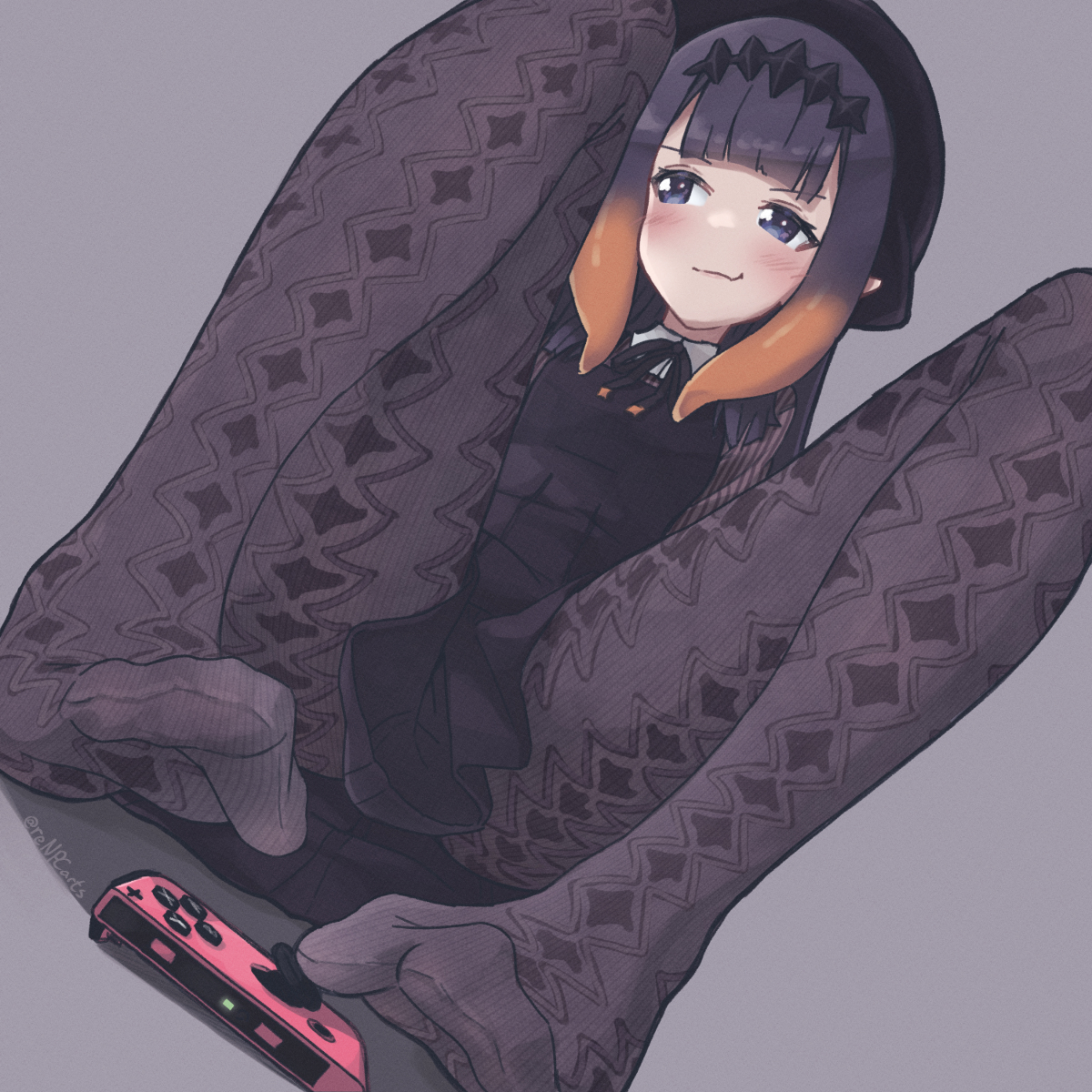 This is a pixiv picture whose title is Feet Gaming.