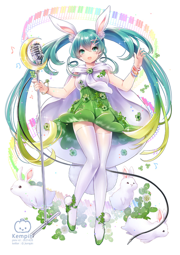 This is a pixiv picture whose title is MIKU♣.