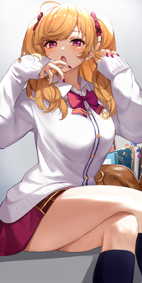 This is a pixiv picture whose title is 中間服リオン様.