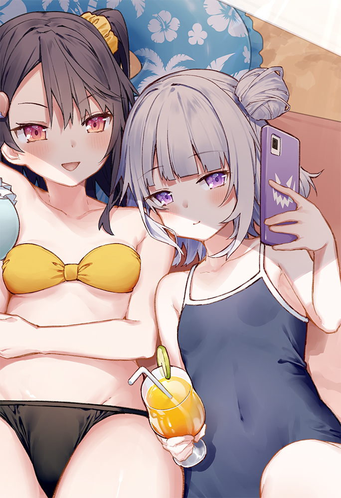 This is a pixiv picture whose title is 「ビーチでカンパ～イっ！」《海水浴編》.