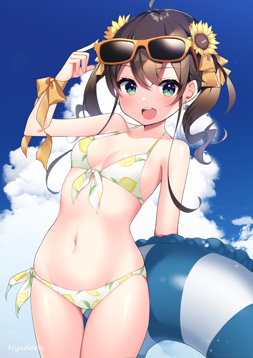 This is a pixiv picture whose title is 🌻.