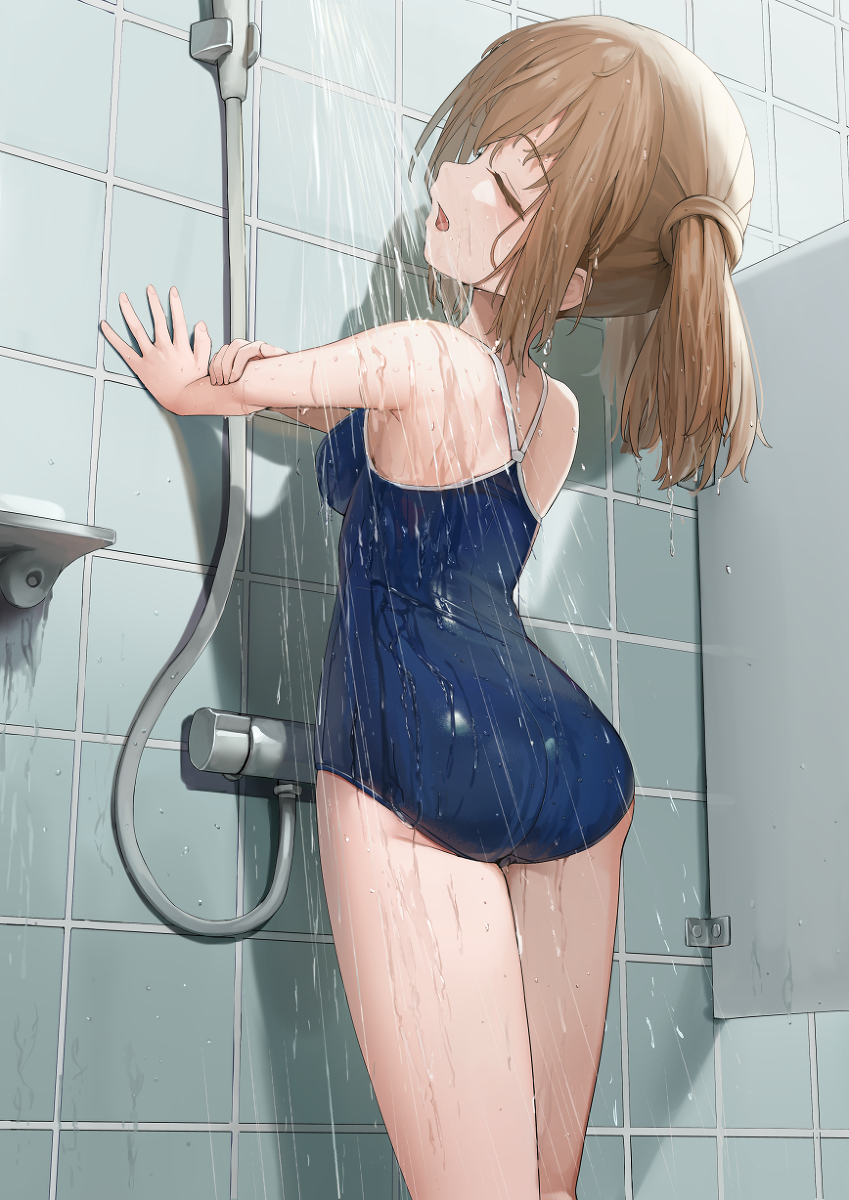 This is a pixiv picture whose title is スク水唯ちゃん.