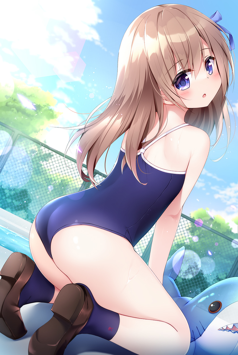 This is a pixiv picture whose title is スク水でプールあそび.