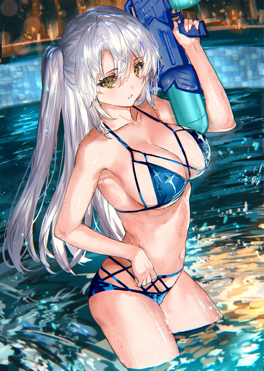 This is a pixiv picture whose title is 水着.