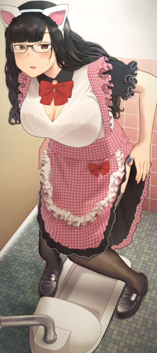 This is a pixiv picture whose title is 和式トイレ猫耳メイドお姉さん.