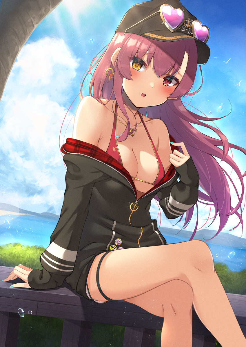 This is a pixiv picture whose title is 船長の新衣装.