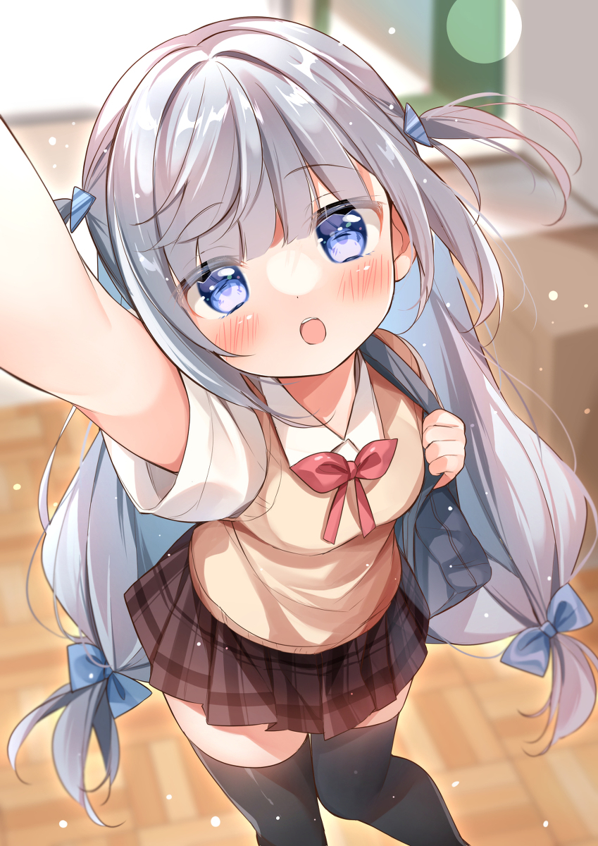 This is a pixiv picture whose title is 「暑いの？私が冷やしてあげましょう。」.