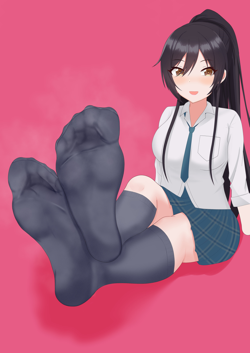 This is a pixiv picture whose title is 咲耶の靴下とおみ足.