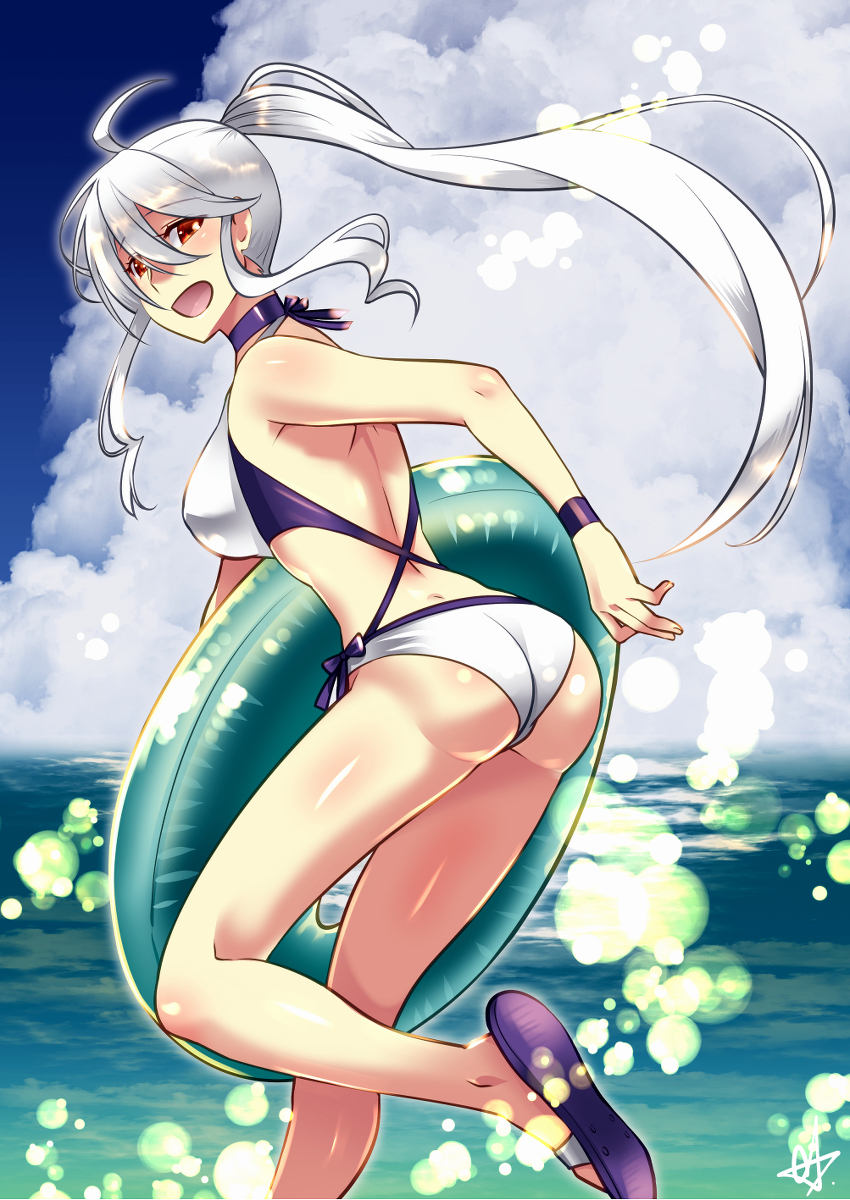 This is a pixiv picture whose title is 水着ハク.