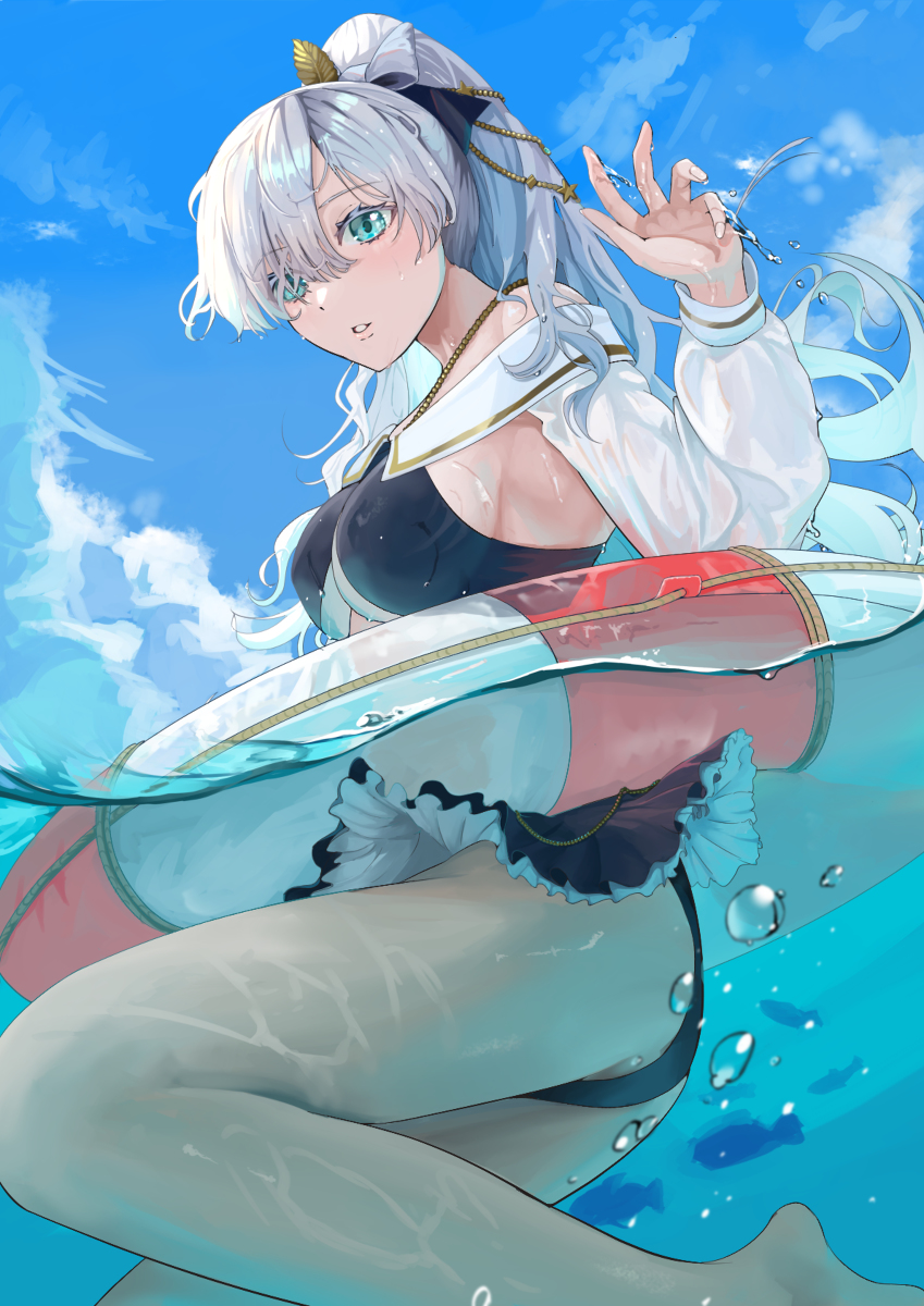 This is a pixiv picture whose title is 水着アナスタシア.