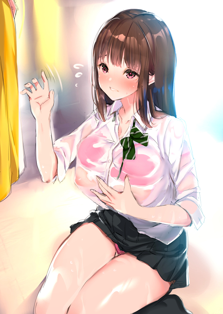 This is a pixiv picture whose title is 濡れたたわわJKにタオル.