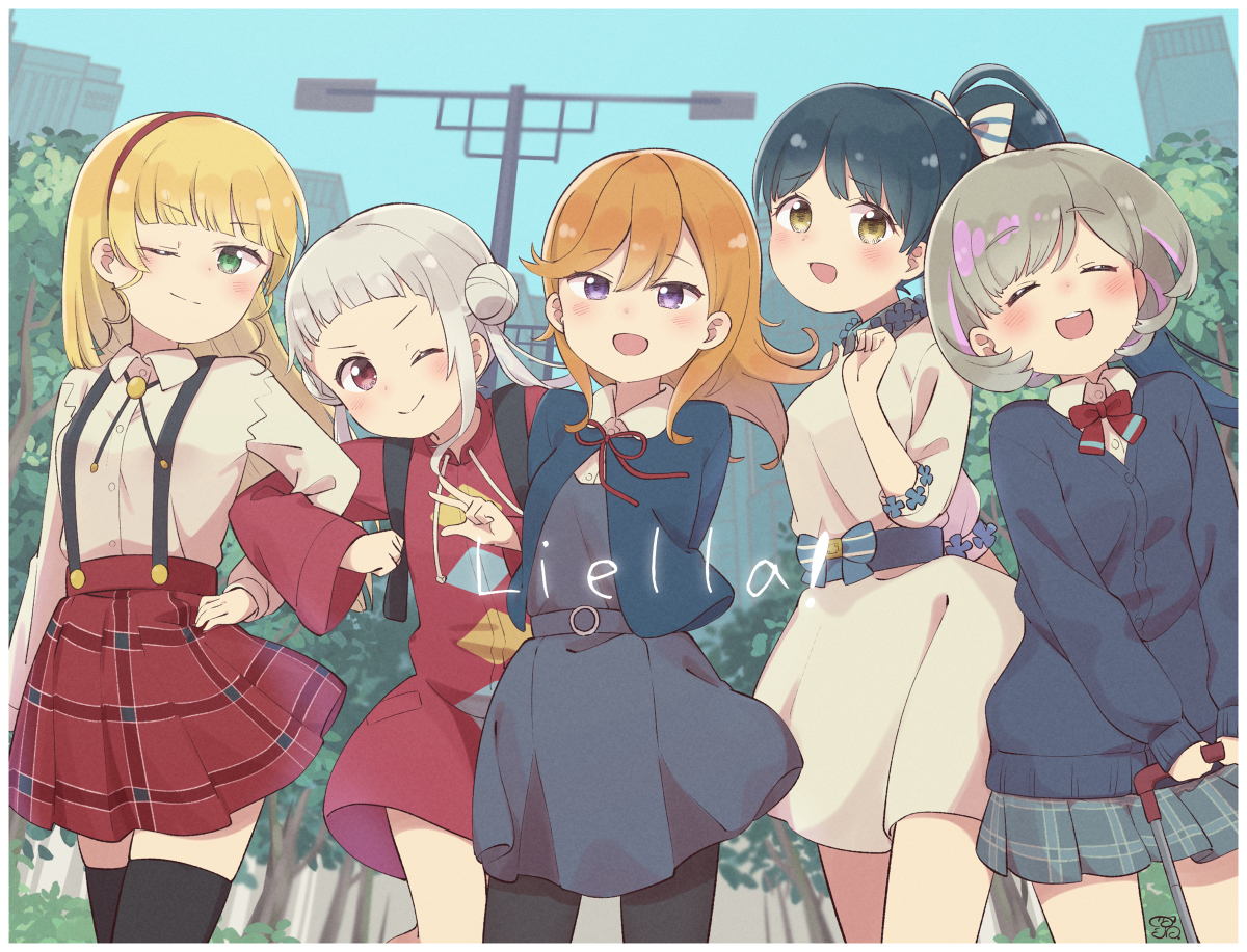 This is a pixiv picture whose title is Prologue.