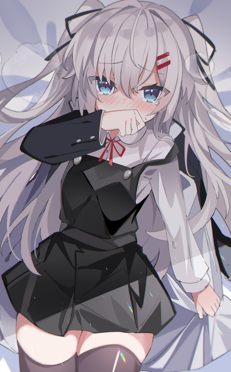 This is a pixiv picture whose title is 弟の制服を持ち出しているのがバレたちっちゃい姉.