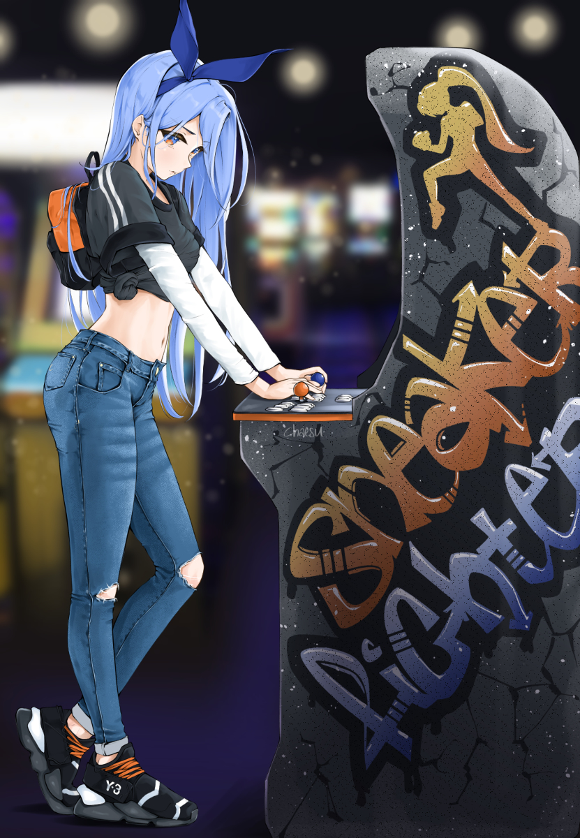 This is a pixiv picture whose title is Girl at the arcade.