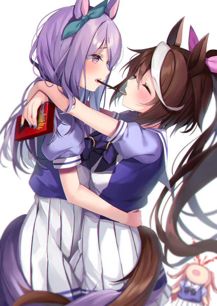 This is a pixiv picture whose title is マックイーンとテイオーのポッキーゲーム.