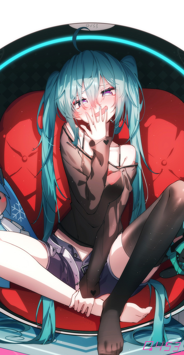 This is a pixiv picture whose title is miku fufu.