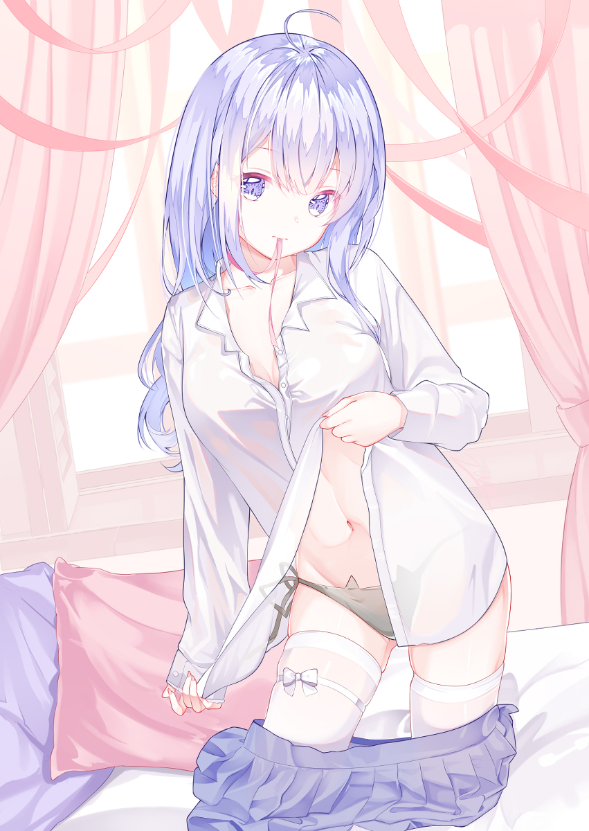 This is a pixiv picture whose title is 彼シャツ.