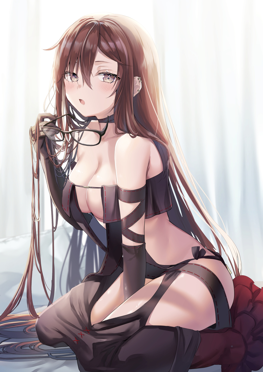 This is a pixiv picture whose title is 虞美人センパイ.