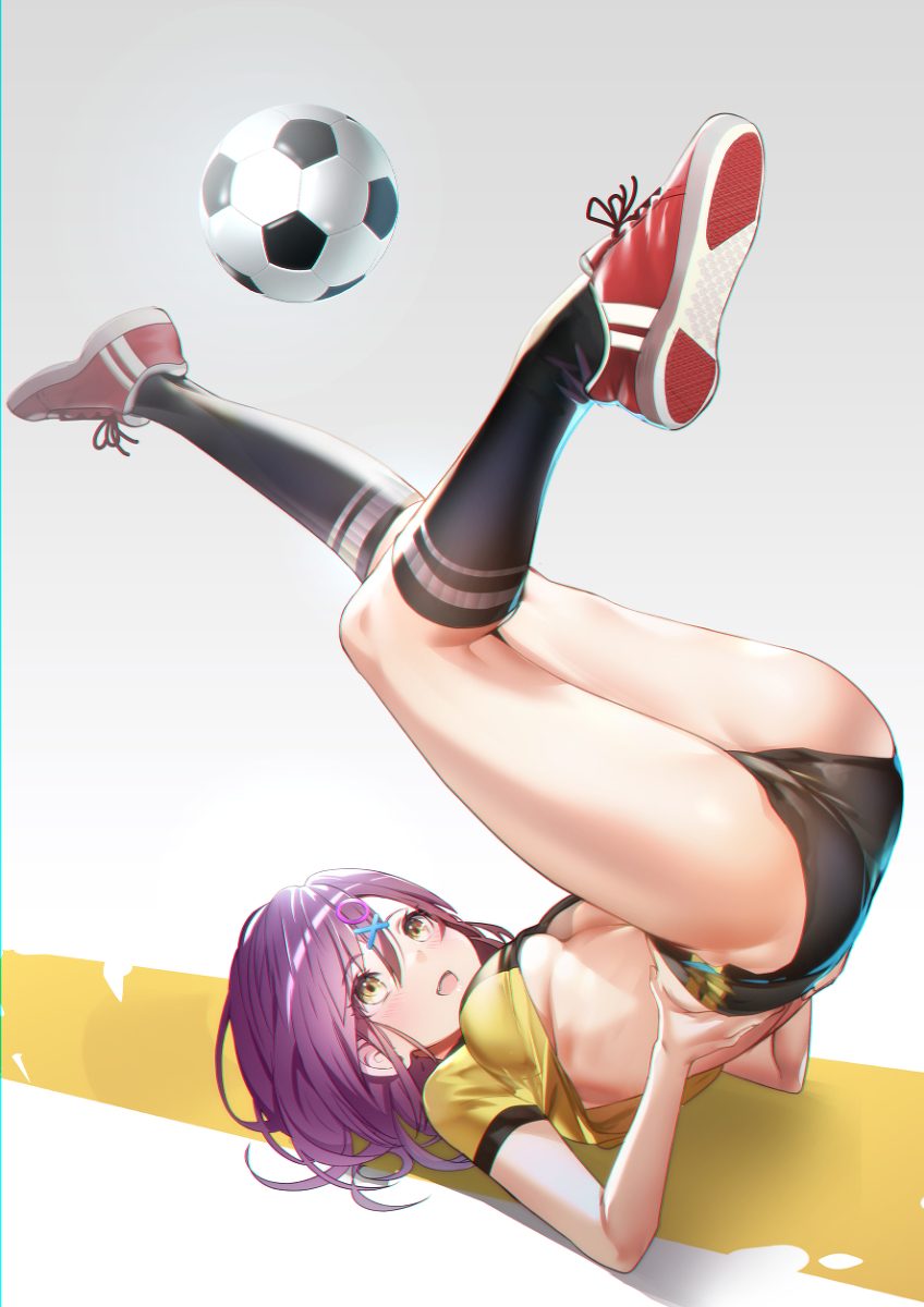 This is a pixiv picture whose title is フリースタイルフットボール.