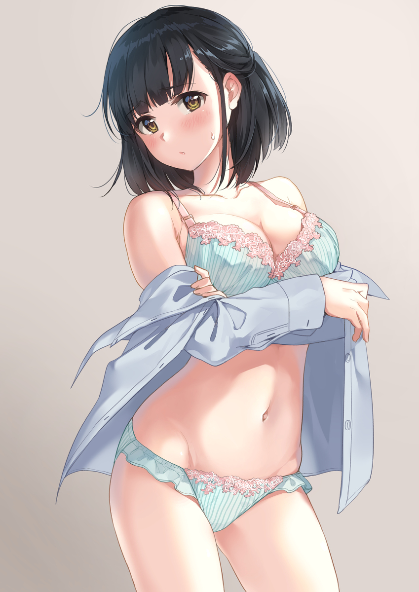 This is a pixiv picture whose title is 先週買ってくれた下着付けてきたわよ.