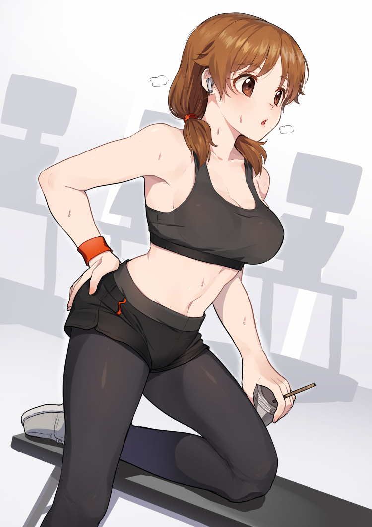 This is a pixiv picture whose title is トレーニング早苗さん.