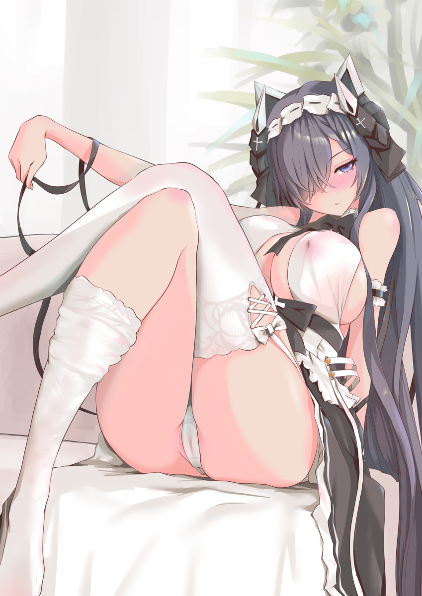 This is a pixiv picture whose title is 御使い魔女　アウグスト・フォン・パーセヴァル アズールレーン.