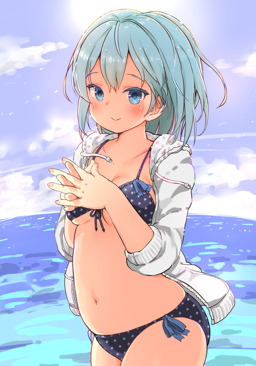 This is a pixiv picture whose title is 水着の女の子.