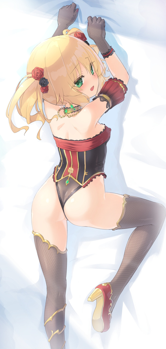This is a pixiv picture whose title is ［ 黒薔薇は小夜に咲く ］（うしろ）.