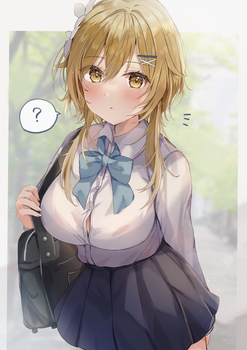 This is a pixiv picture whose title is 制服蛍ちゃん.