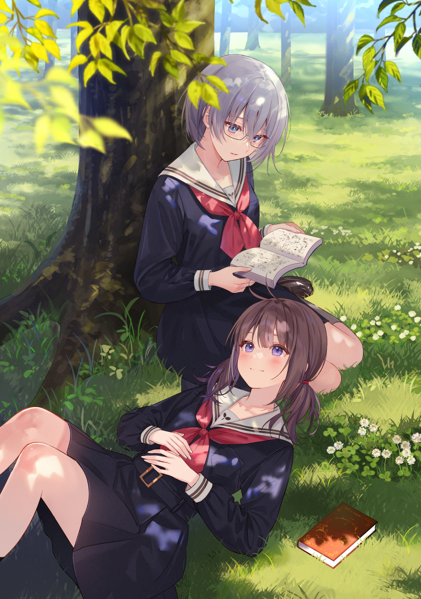 This is a pixiv picture whose title is 文学少女と後輩ちゃん.