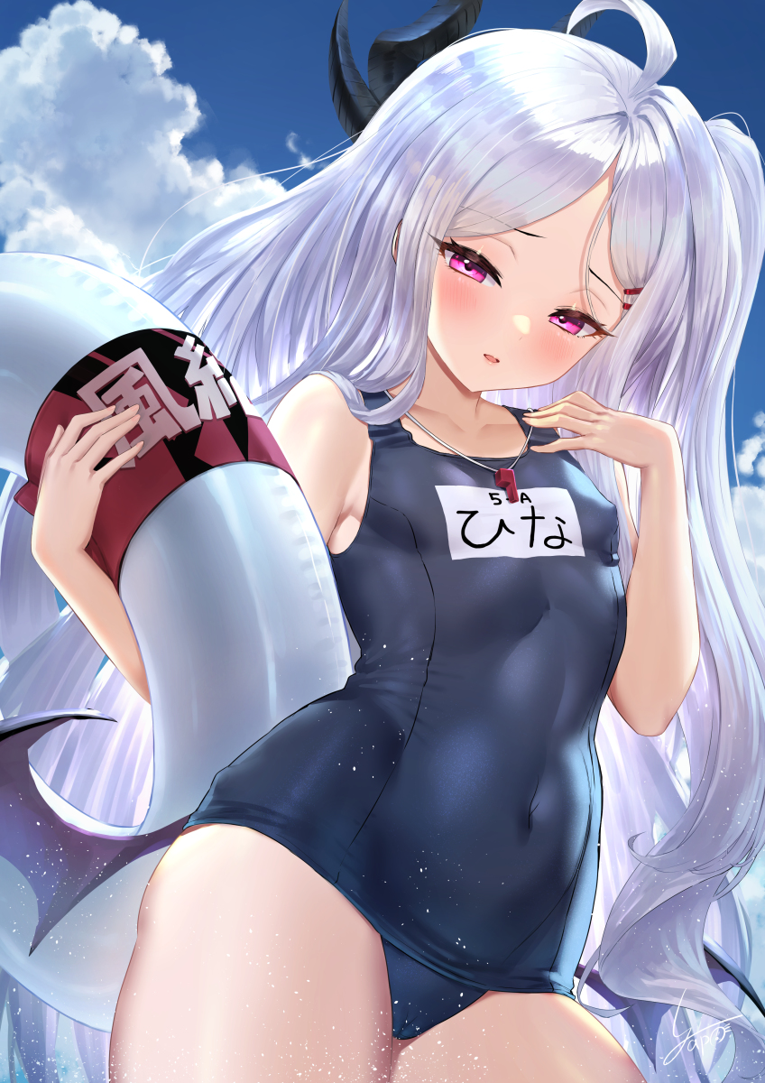 This is a pixiv picture whose title is 水着ヒナ.