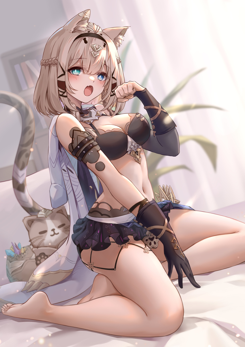 This is a pixiv picture whose title is 猫猫.