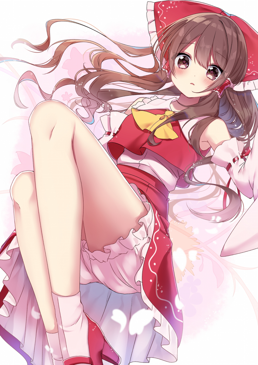 This is a pixiv picture whose title is 桜色霊夢.