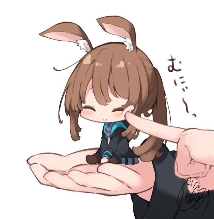 This is a pixiv picture whose title is 手乗りで.