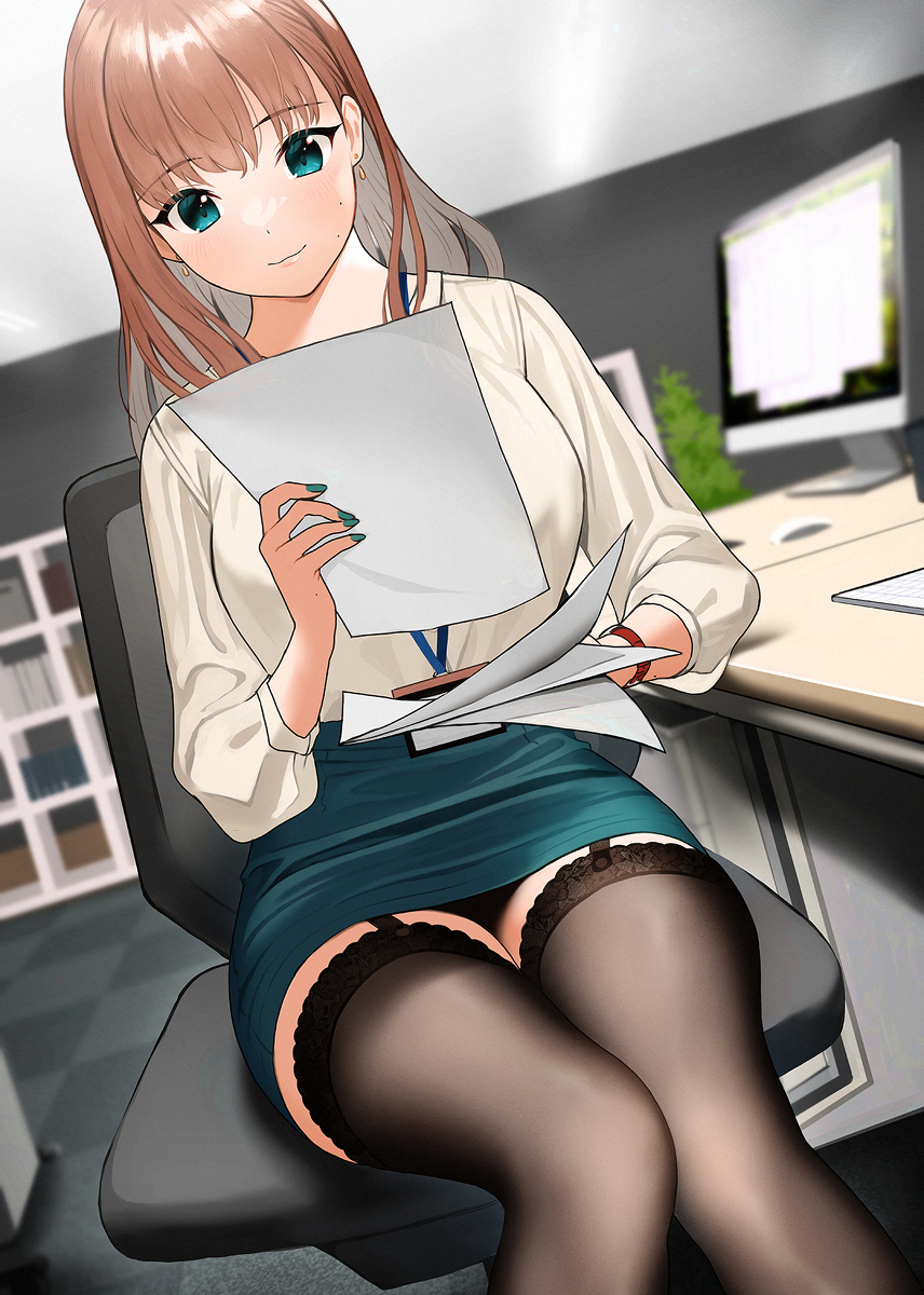 This is a pixiv picture whose title is スカートが上がってガーターが見えちゃってる.