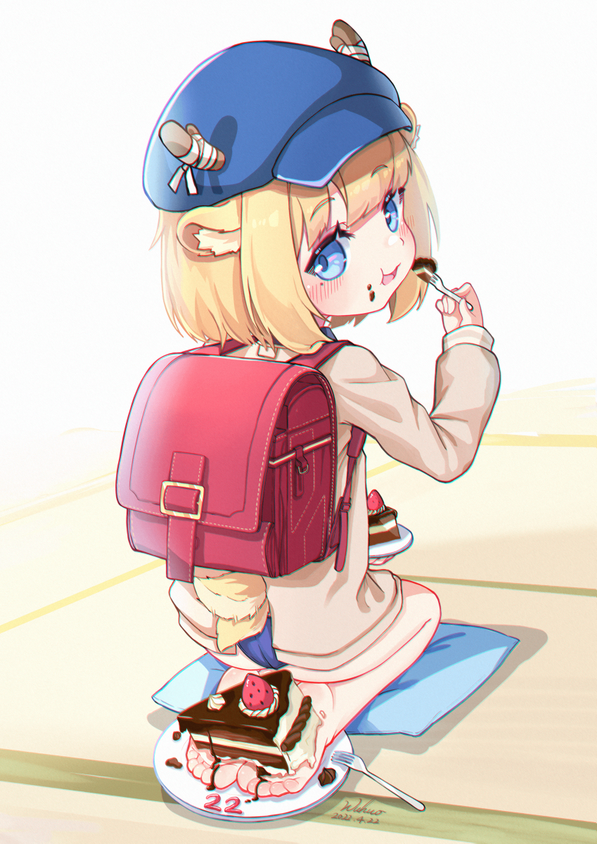 This is a pixiv picture whose title is 桜見ルルコ.