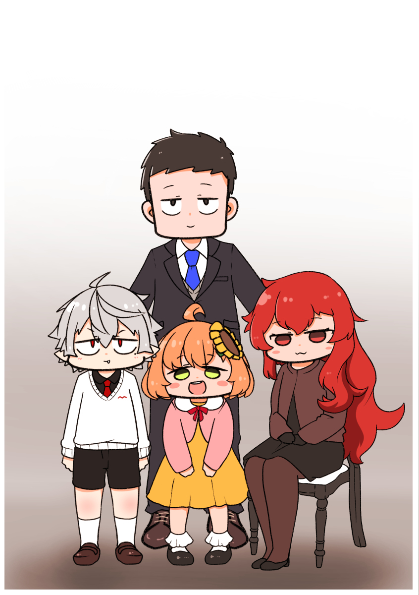 This is a pixiv picture whose title is 家族写真.
