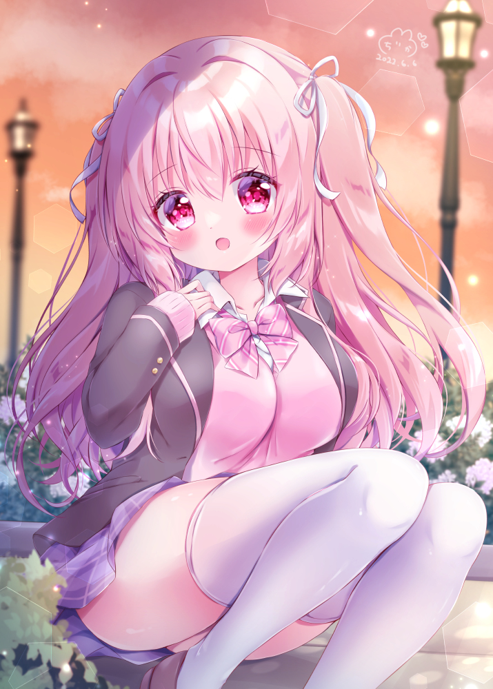 This is a pixiv picture whose title is 『先輩待ってましたよ～♡』.