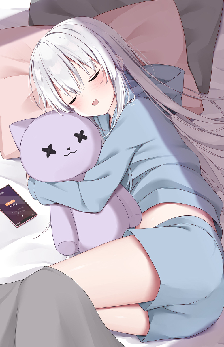 This is a pixiv picture whose title is 家では無防備な留年生.