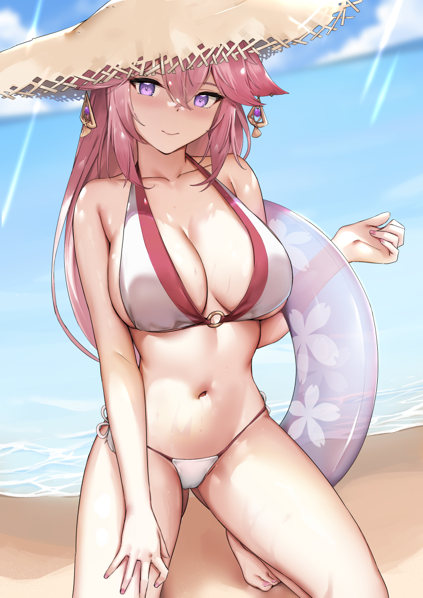 This is a pixiv picture whose title is Yae Miko on the beach.