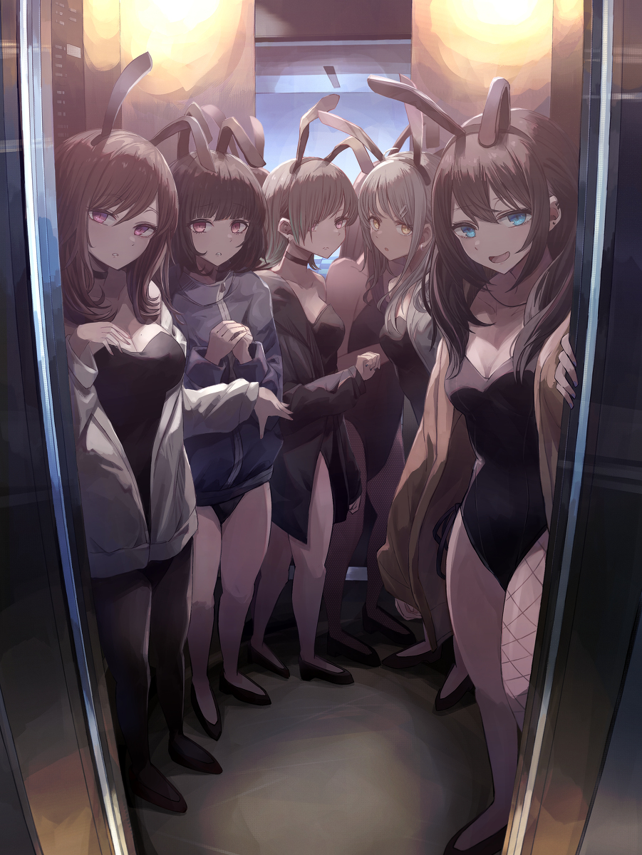 This is a pixiv picture whose title is elevator.