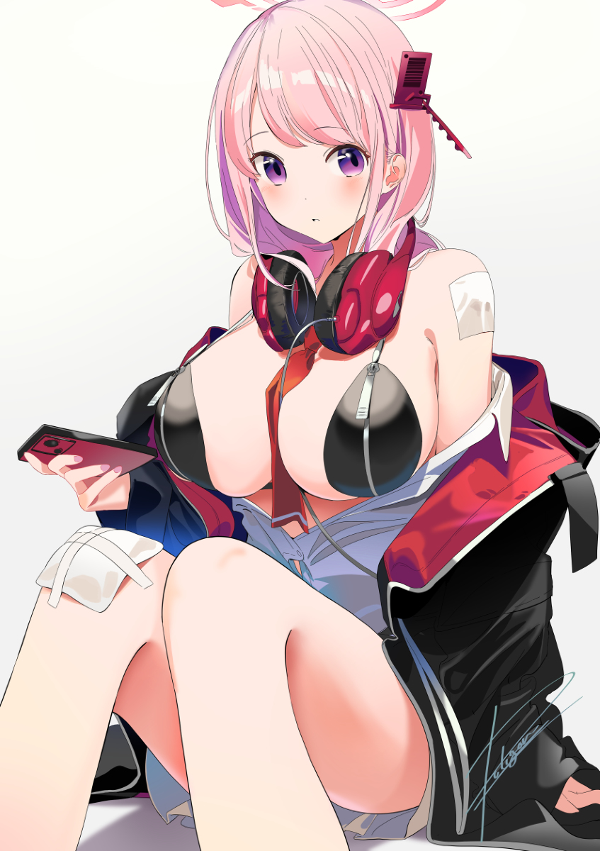 This is a pixiv picture whose title is 仕事の合間に描いてた絵.