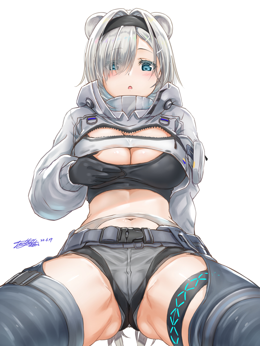 This is a pixiv picture whose title is しろくまちゃん.