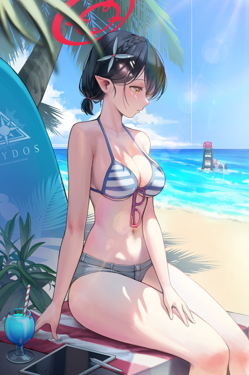 This is a pixiv picture whose title is アヤネ (水着).