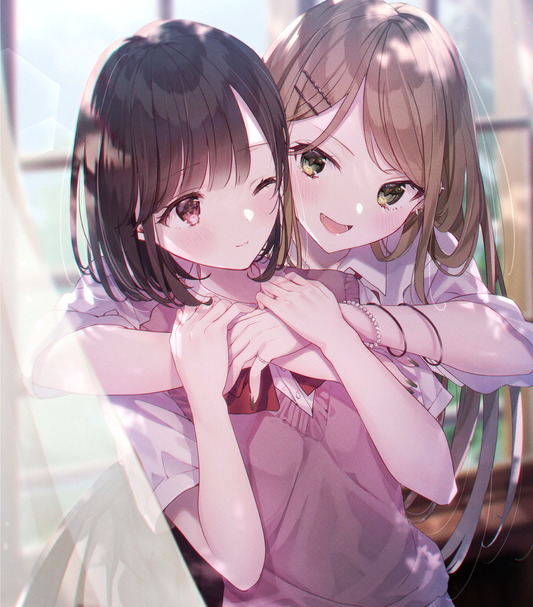 This is a pixiv picture whose title is ギャル子×地味子【電撃萌王8月号寄稿】.