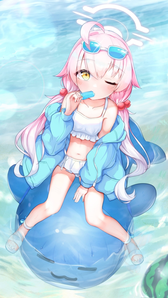 This is a pixiv picture whose title is 水着ホシノ.