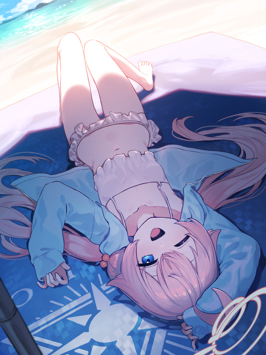 This is a pixiv picture whose title is 水着ホシノ.