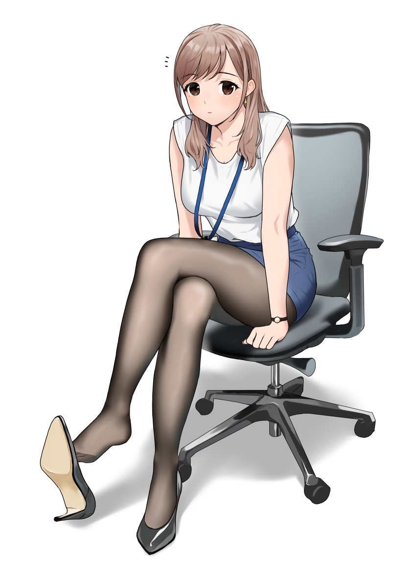 This is a pixiv picture whose title is パンプスをぶらぶらさせてる先輩と目があった.