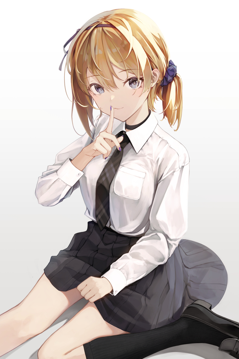 This is a pixiv picture whose title is 秘密.