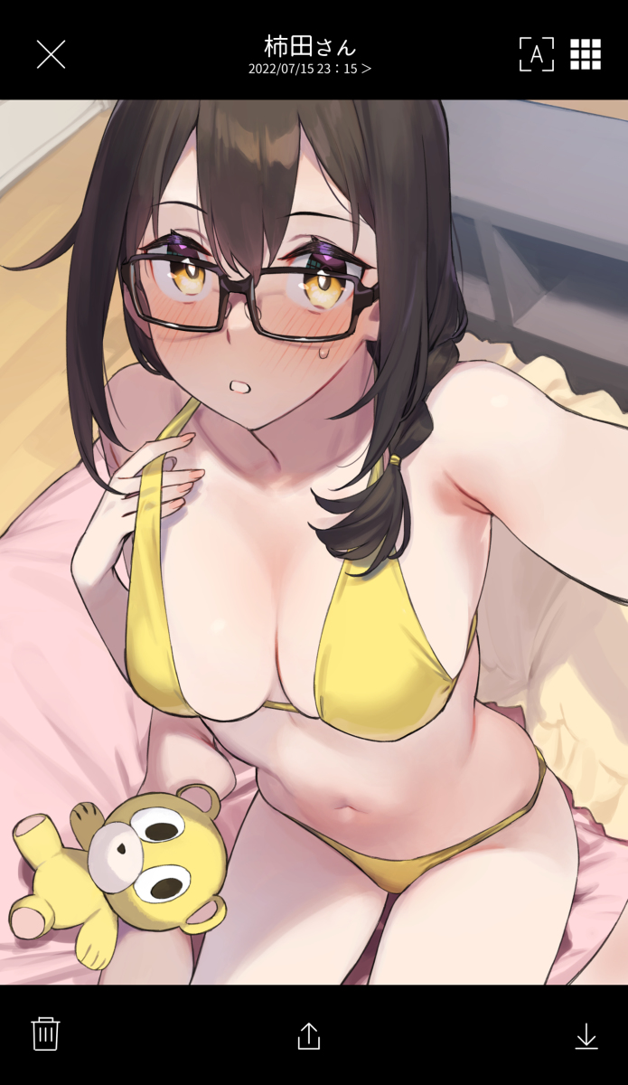 This is a pixiv picture whose title is 近視の姉＃66.